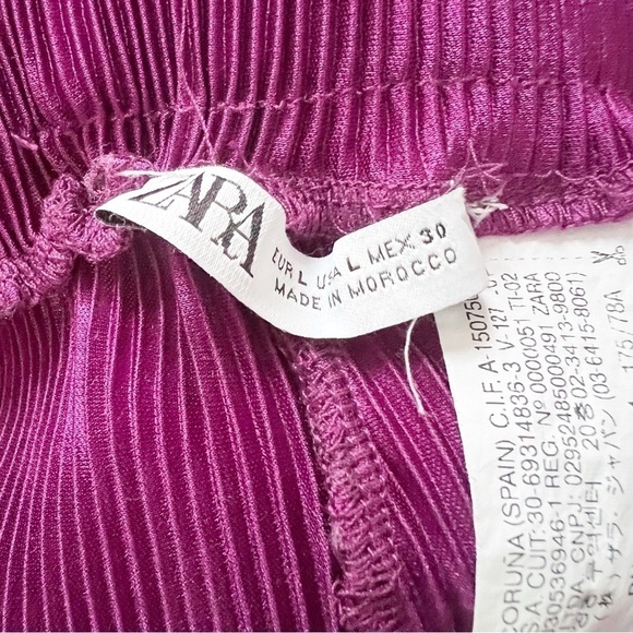 Zara Purple Ribbed Pull on Ruffle Elastic Waist Shorts Size Large Shiny Stretch - Picture 6 of 8